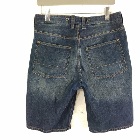 L.O.G.G. H&M DISTRESSED BUTTON FLY JEAN SHORTS - Picture 11 of 13